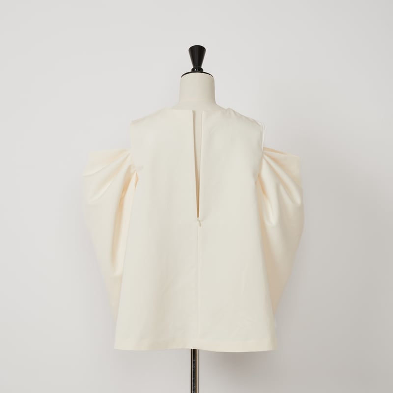 Heve ヘイヴシアーバブリーブラウス新品未使用