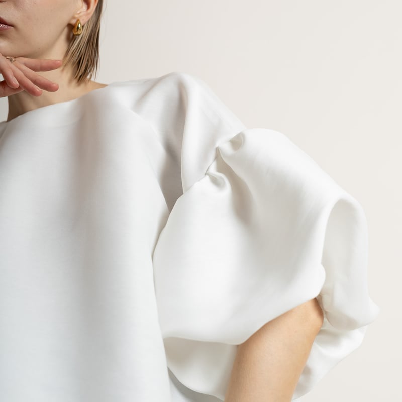 Whip Ballon Sleeve BL white | HEVE
