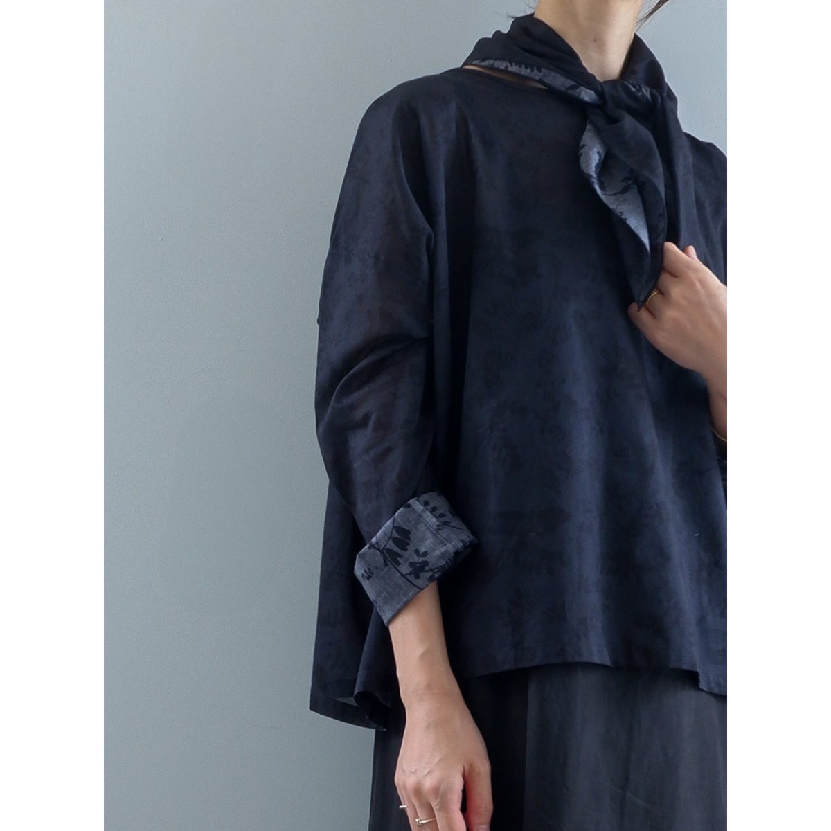 Yoli | Scarf - yasou 25SS | written