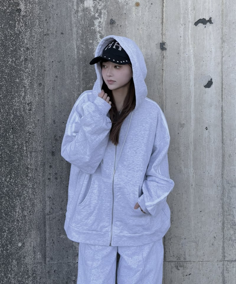 再入荷】K studded cap | KISS THE CLUB