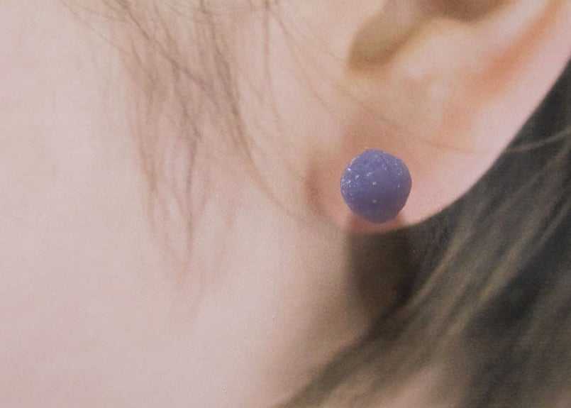 グレープカルセドニーの原石ピアス /Indonesia 14kgf | Pomme