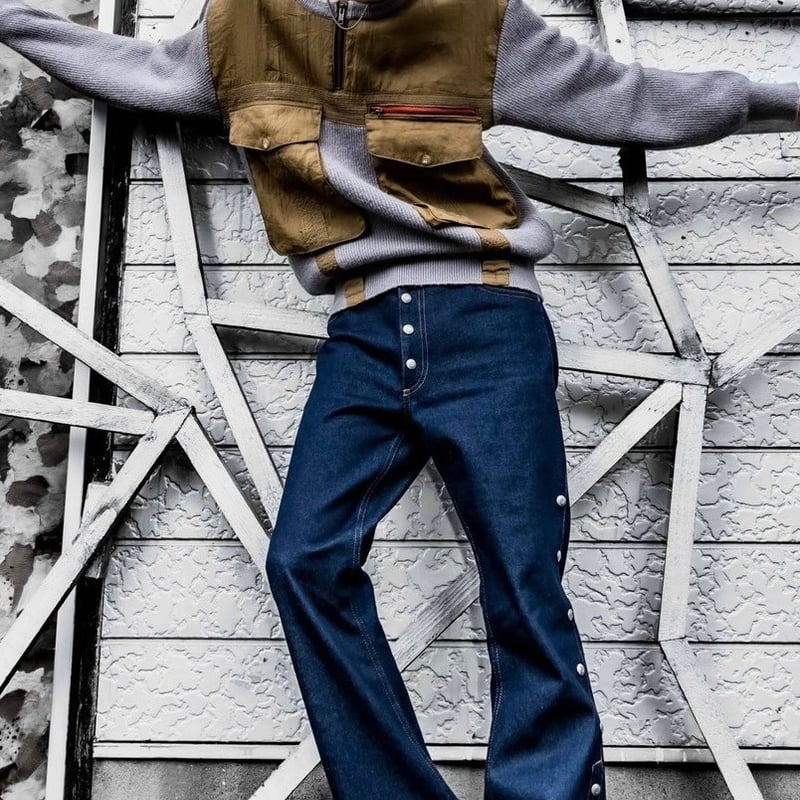 Side snap bell-bottom denim【Black】 | SHIKITARI