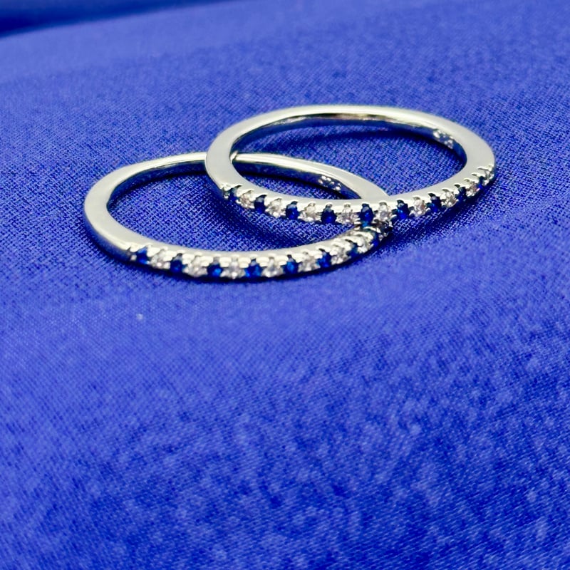 ブルーサファイア ハーフエタニティリング｜青の輝きが彩るシルバー925