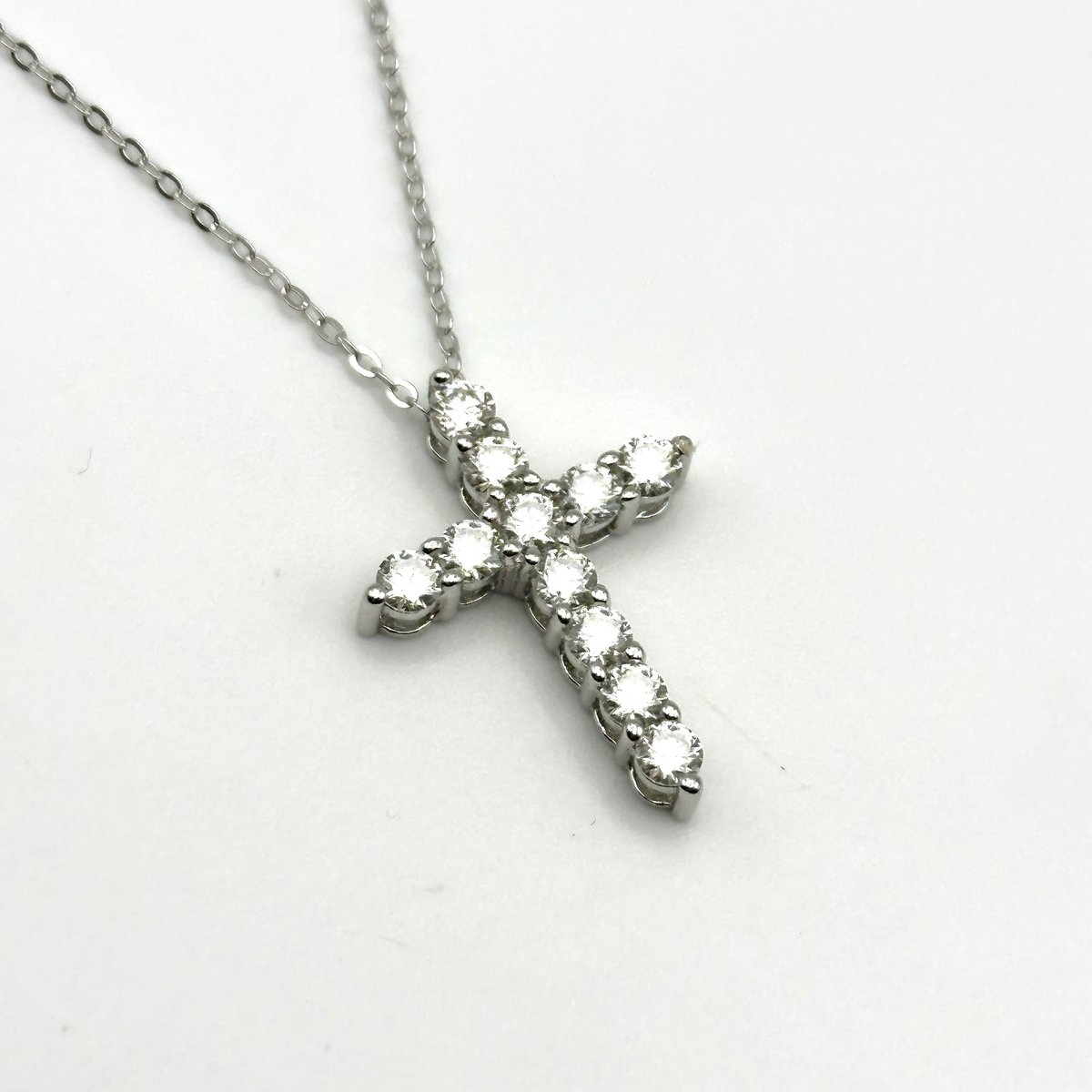 聖（ひじり）ー モアサナイト クロスネックレス ー(ユニセックス