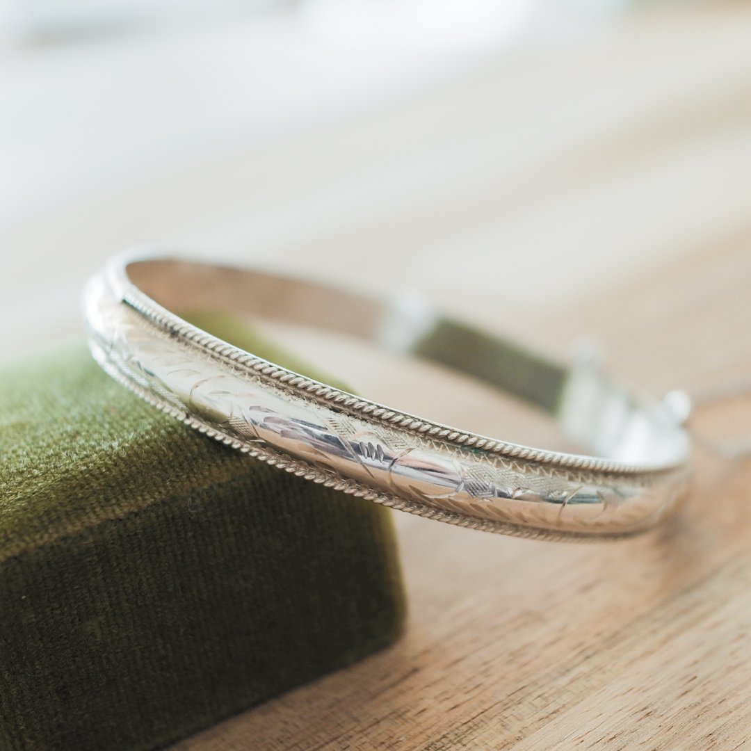 英国 1993年 ヴィンテージ】シルバー バングル イギリス m75 | old