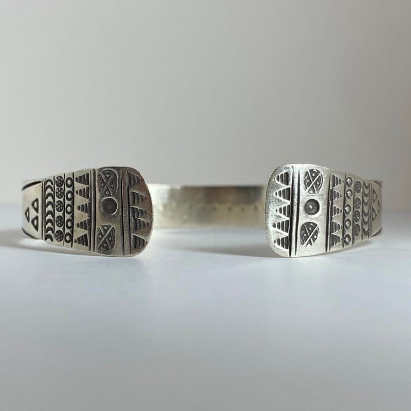 KARENSILVER カレンシルバー カレン族 バングル ブレスレット