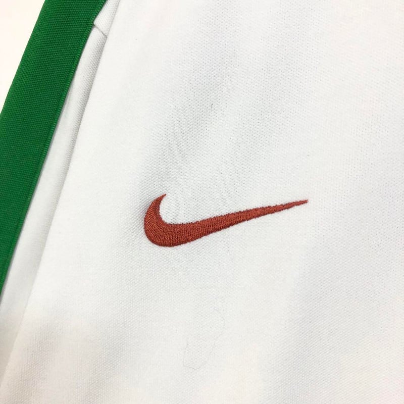 ナイキ ユベントス ジャージ トラックジャケット 刺繍 ロゴ 白 | PEACE