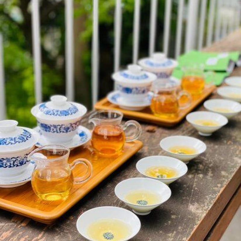 景徳鎮蓋碗/唐草縁結 | ORGANIC TEA・馨華献上銘茶・世界遺産の香り