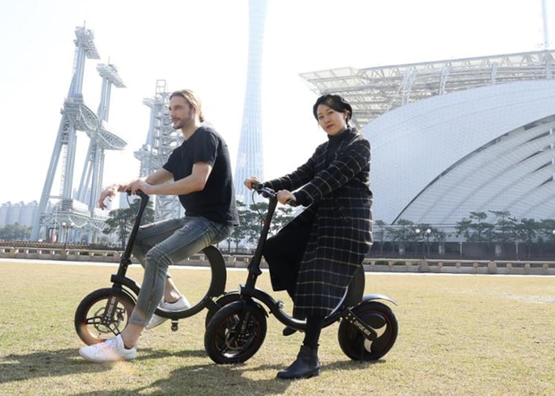 SWIFT HORSE K2 ver.2】特定小型原付電動バイク マットブラック 性能等