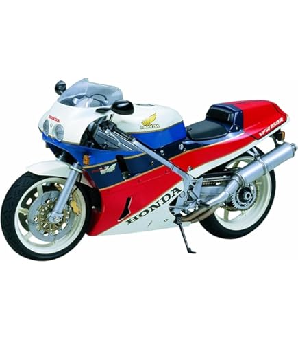 Amazon.com: TAMIYA - Honda NSR500 '84 - 126 - 1:12 14126 : Arts