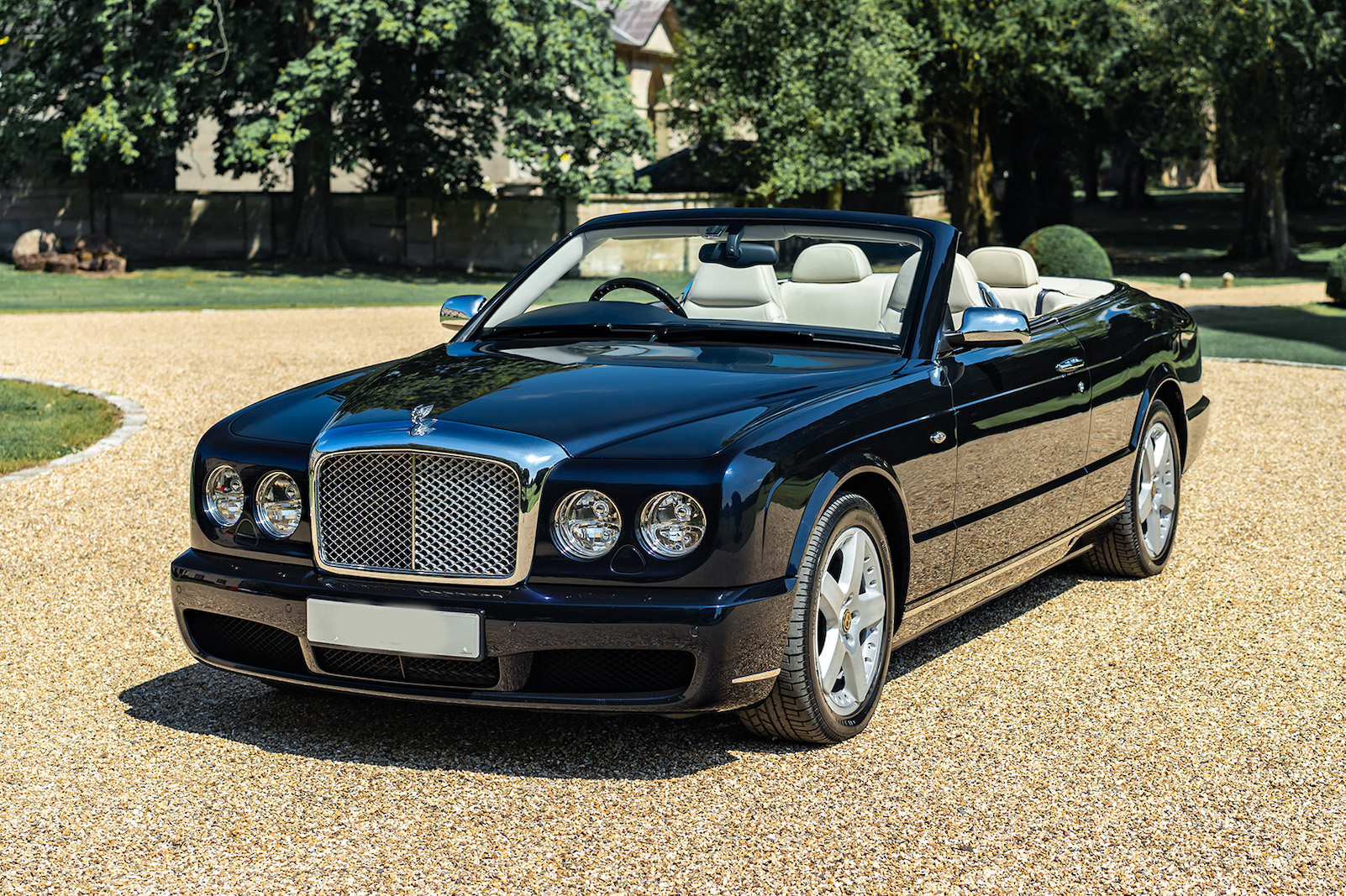 2006 BENTLEY AZURE for sale by auction in Worcestershire, United