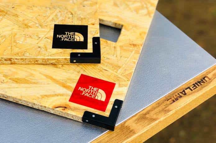 これは、複数買いしちゃう！ユニフレーム「焚き火テーブル」の魅力と