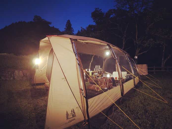トンネル型の真打ち登場！ogawaのテント「アポロン」はメッシュに違い