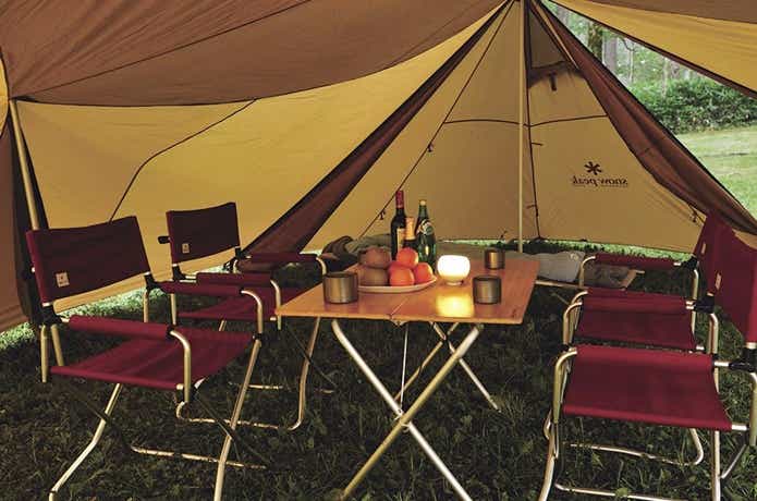 家でもキャンプでも使いたい！スノーピークの定番人気テーブル特集