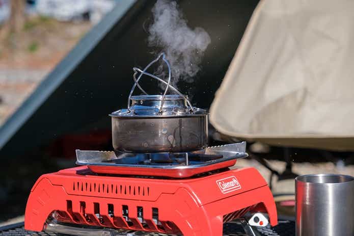 徹底レビュー】話題の新作！コールマン「シングルガスストーブ120A」は