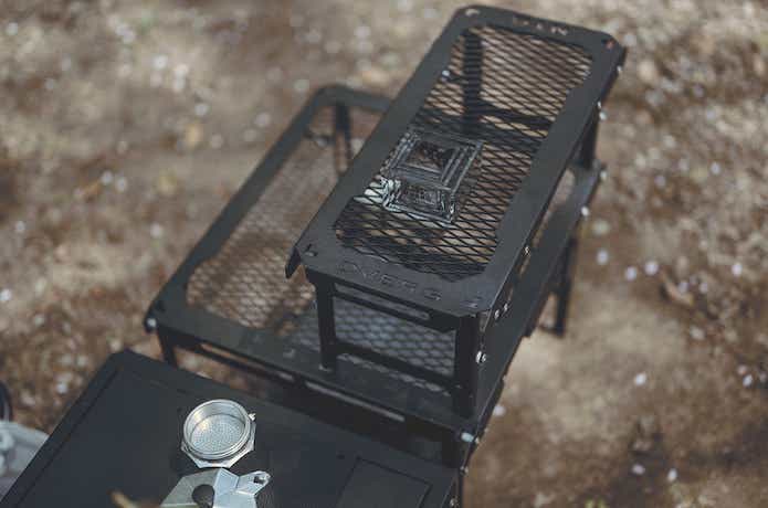 コラボ最新作】ドベルグ × ネイチャートーンズの「ハビットテーブル