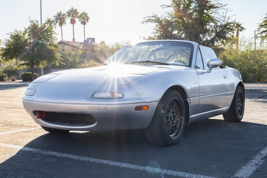 1991 Mazda MX-5 Miata VIN: JM1NA3513M1209674 - CLASSIC.COM