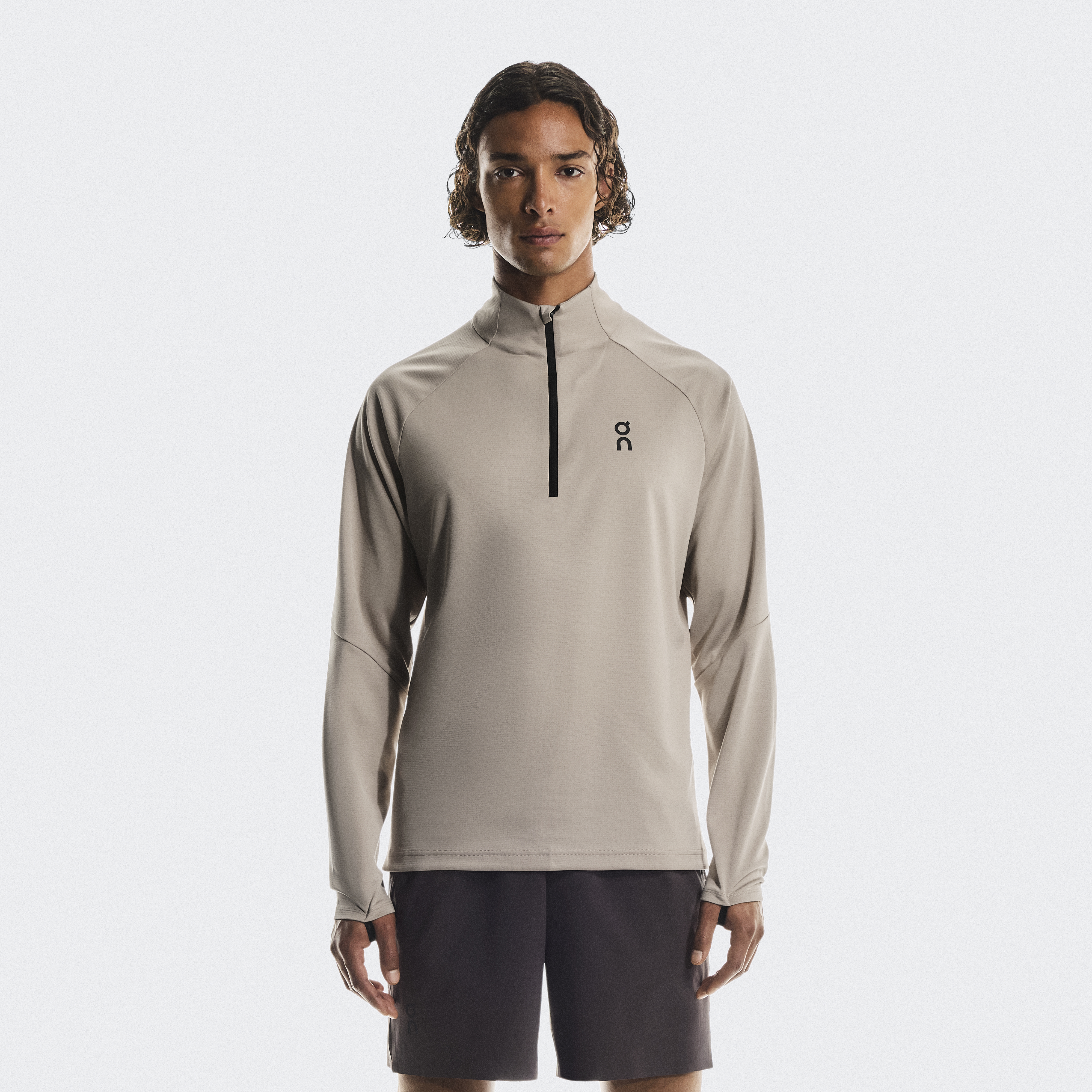 On公式】オンラインストア | ランニングフーディー＆スウェットシャツ