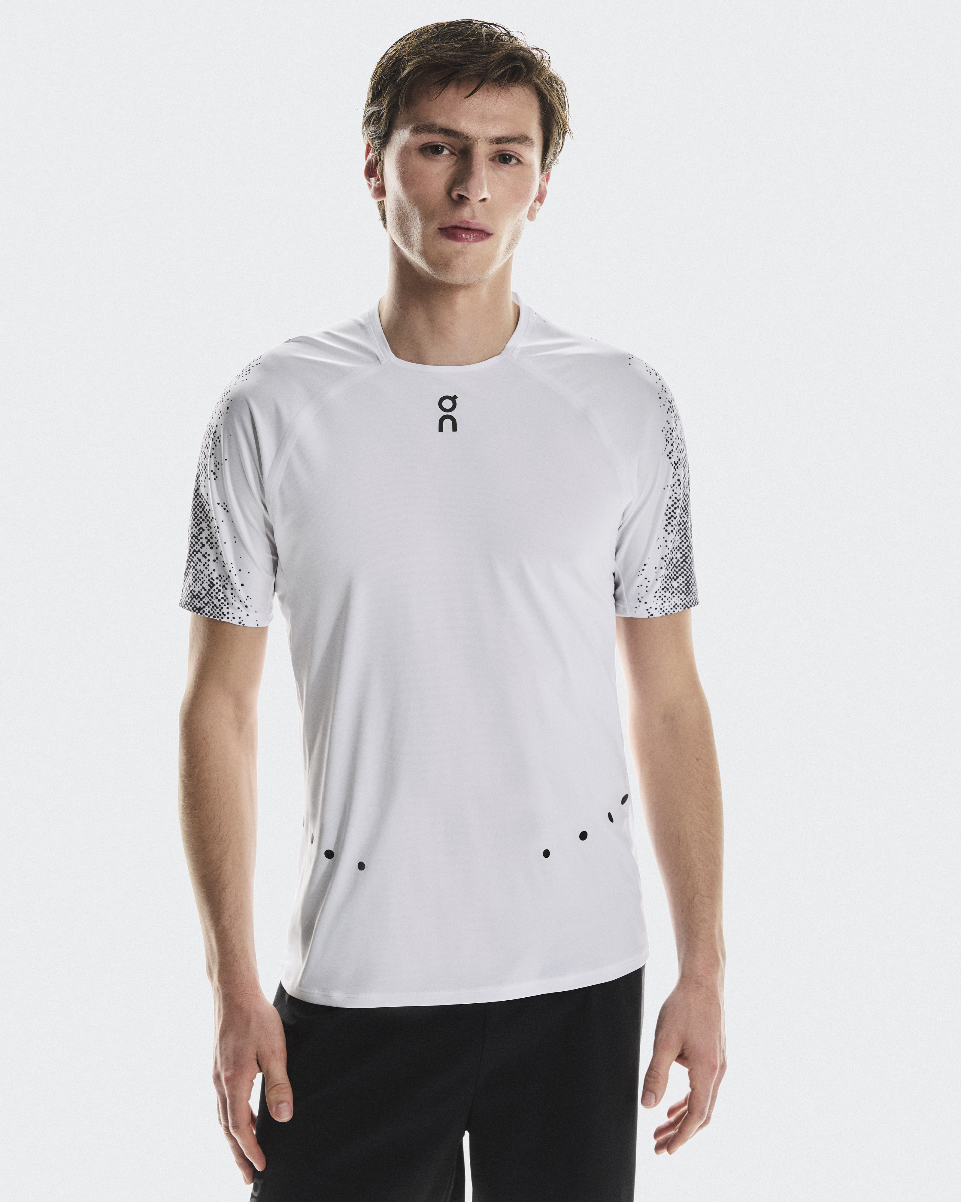 ウルトラT | メンズ トレイルランニングTシャツ | On 日本