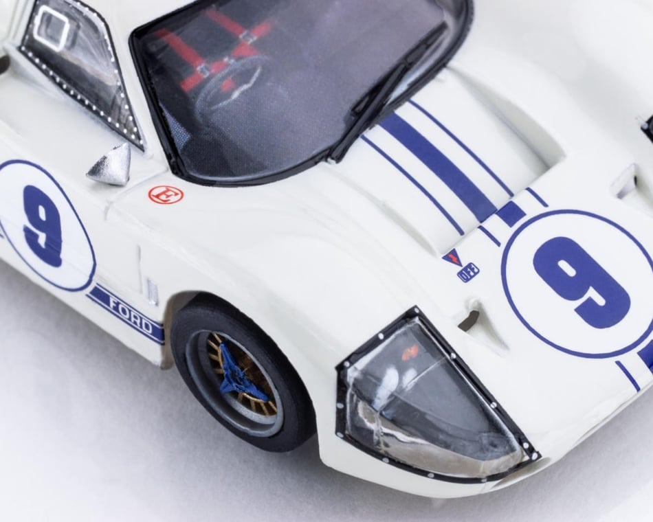 AFX Collector Series 1967 Ford GT40 MKV IV #9 HO Slot Car