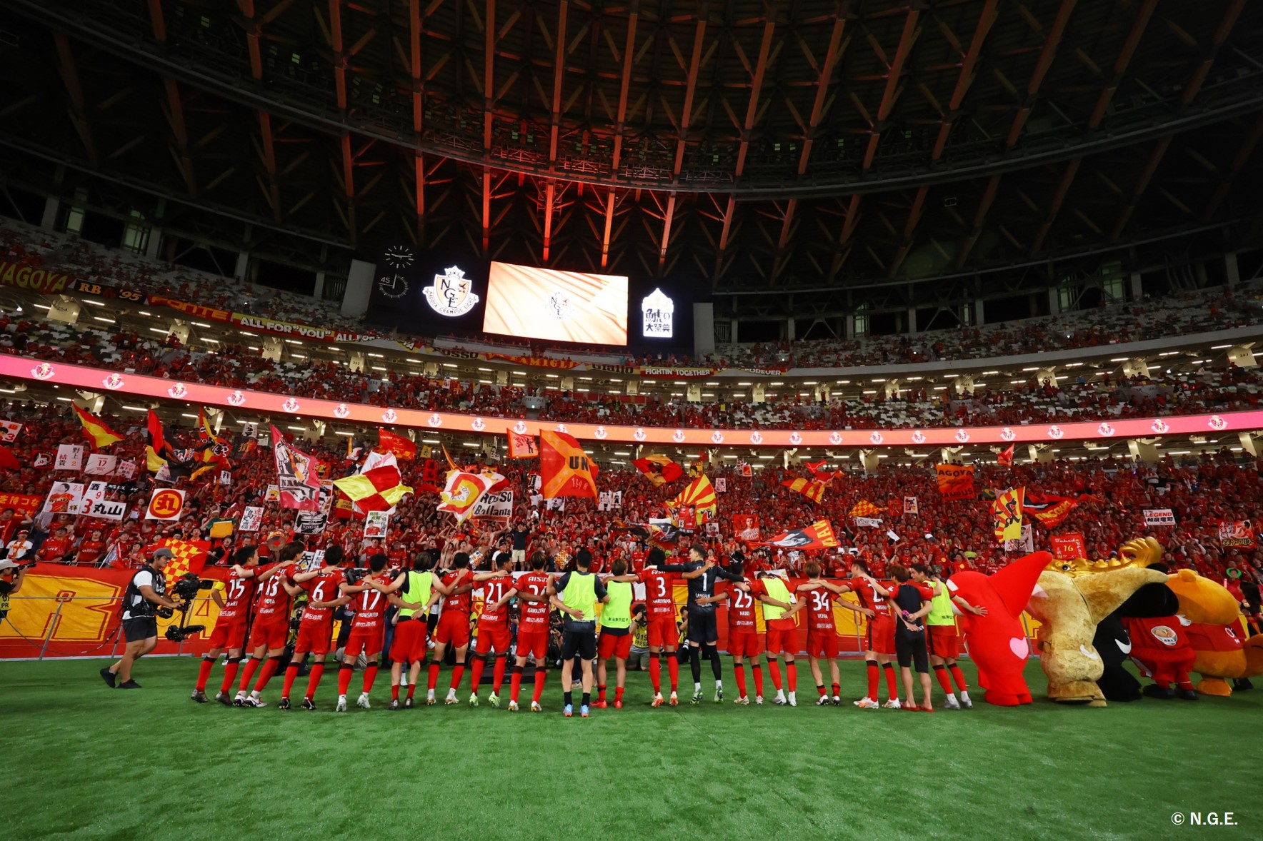 HATTRICK（ハットトリック）-選手の想いをファンへ届ける公式