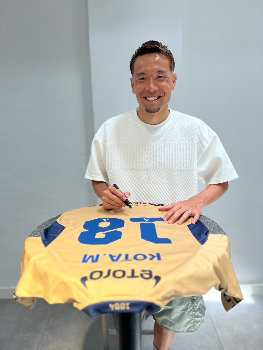 HATTRICK（ハットトリック）-選手の想いをファンへ届ける公式