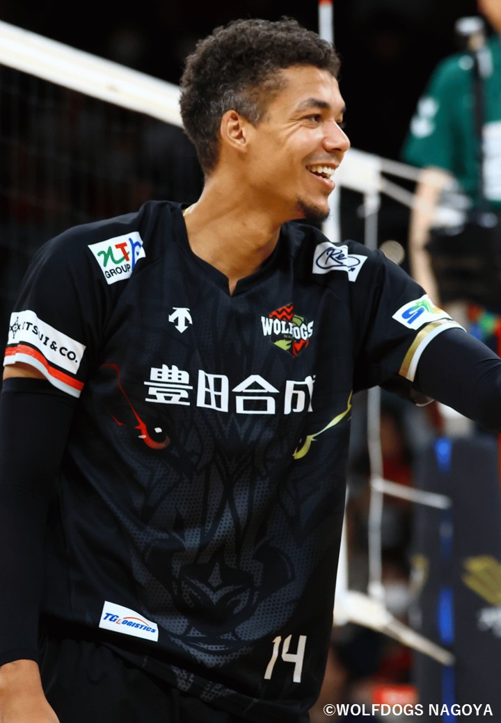 ウルフドッグス名古屋 レプリカユニフォーム ブラック 12 水町泰杜選手