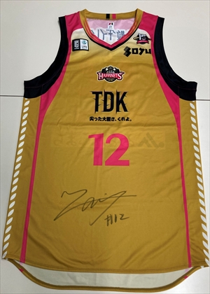 HATTRICK（ハットトリック）-選手の想いをファンへ届ける公式