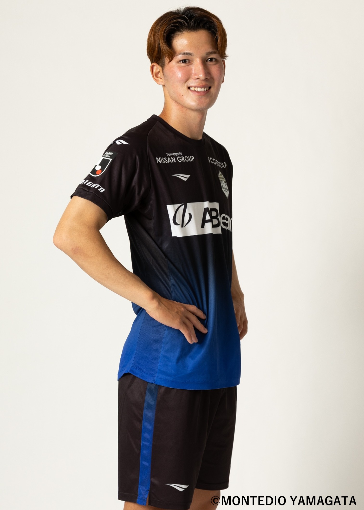 HATTRICK（ハットトリック）-選手の想いをファンへ届ける公式