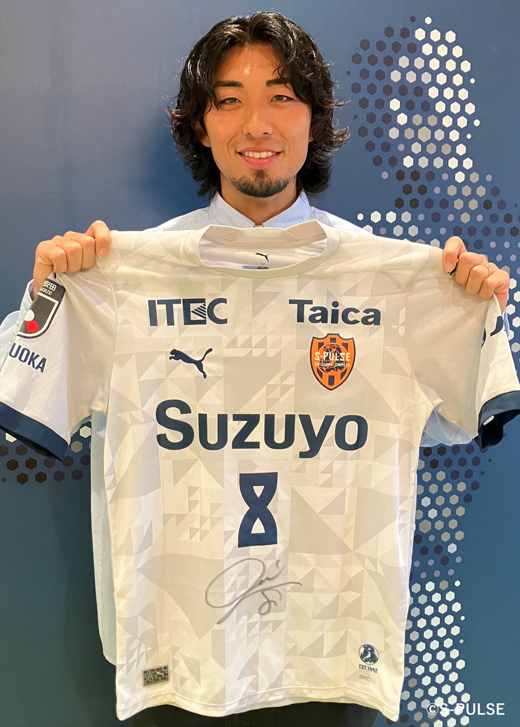 HATTRICK（ハットトリック）-選手の想いをファンへ届ける公式