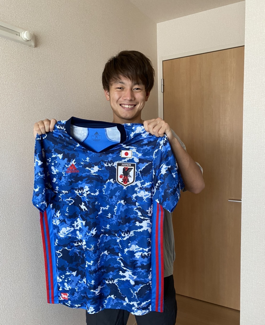 HATTRICK（ハットトリック）-選手の想いをファンへ届ける公式