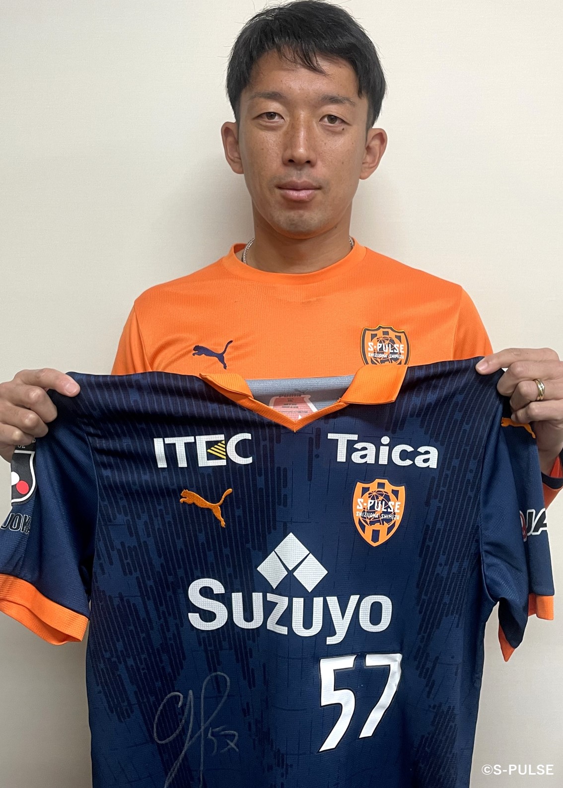 HATTRICK（ハットトリック）-選手の想いをファンへ届ける公式