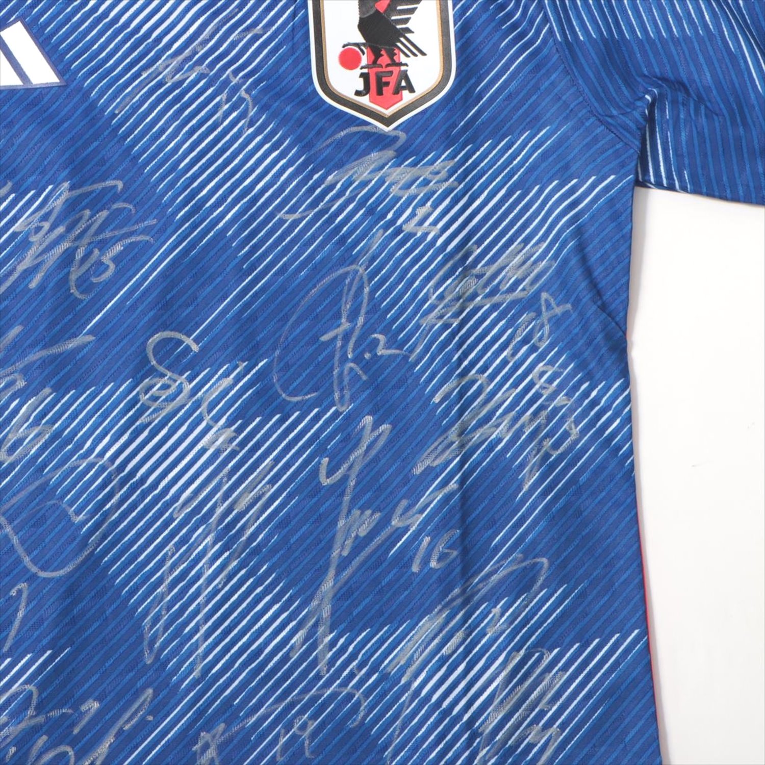 HATTRICK（ハットトリック）-選手の想いをファンへ届ける公式