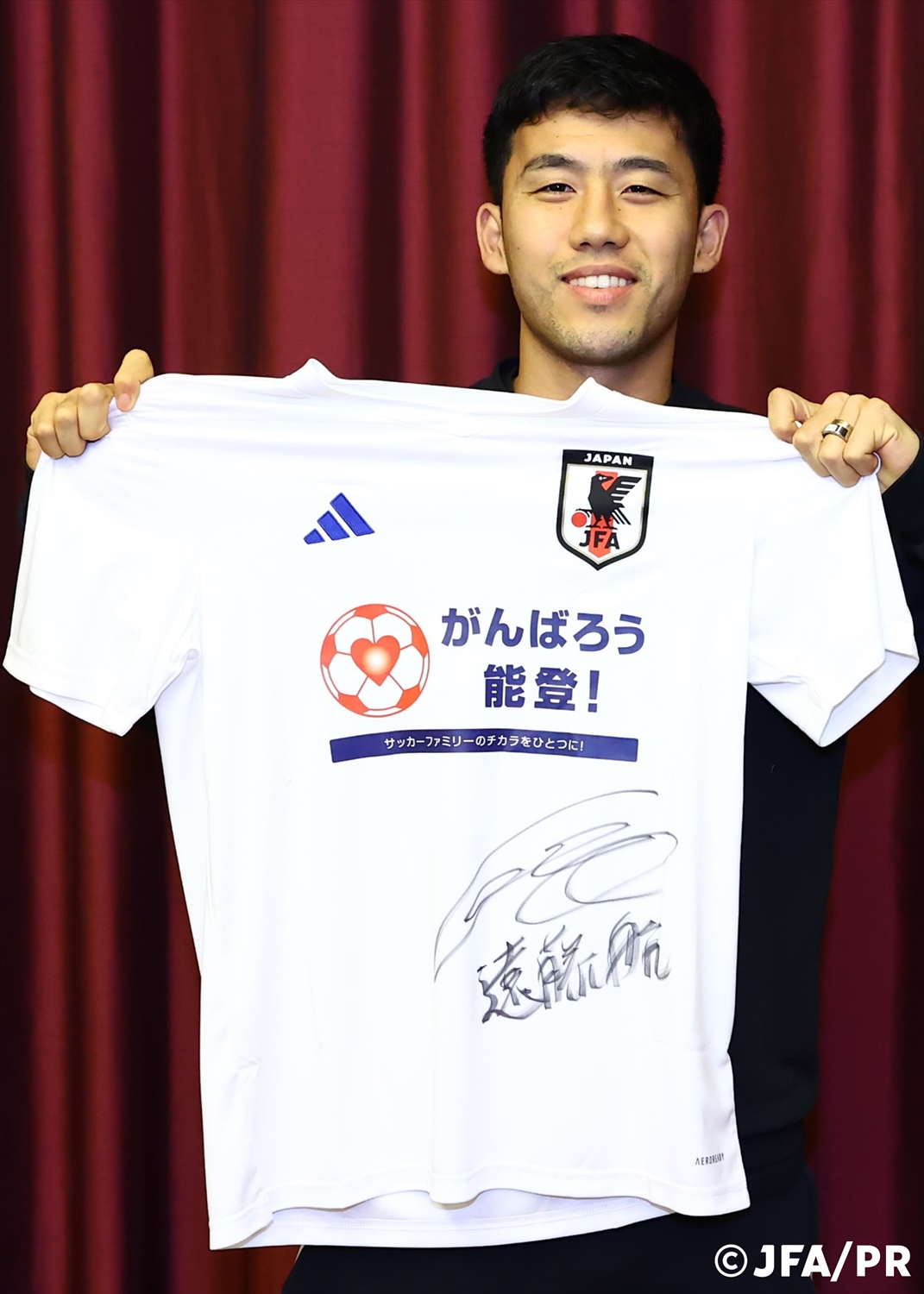 HATTRICK（ハットトリック）-選手の想いをファンへ届ける公式