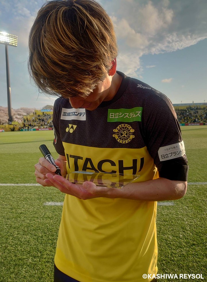 HATTRICK（ハットトリック）-選手の想いをファンへ届ける公式