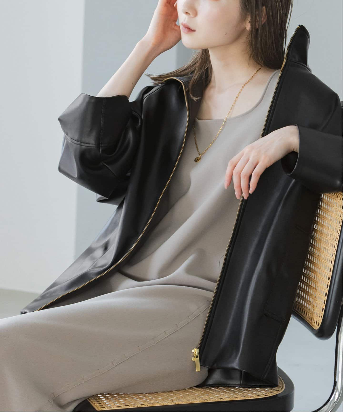 フェイクレザースタンドカラーコクーンブルゾン（その他ブルゾン