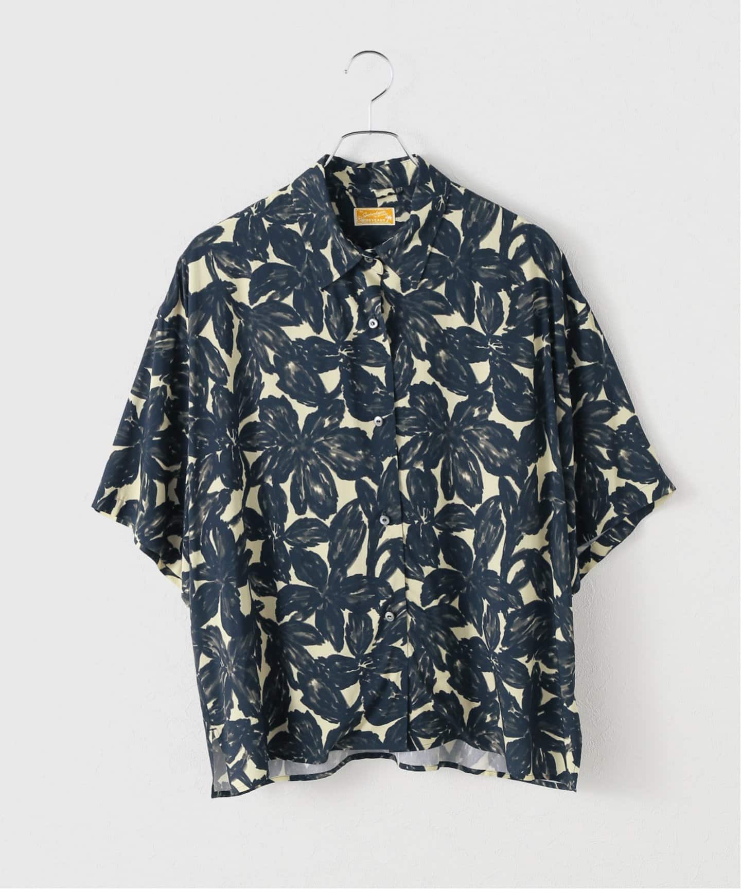 disemBySiik スカーフ付きハーフスリーブシャツ（ブラック