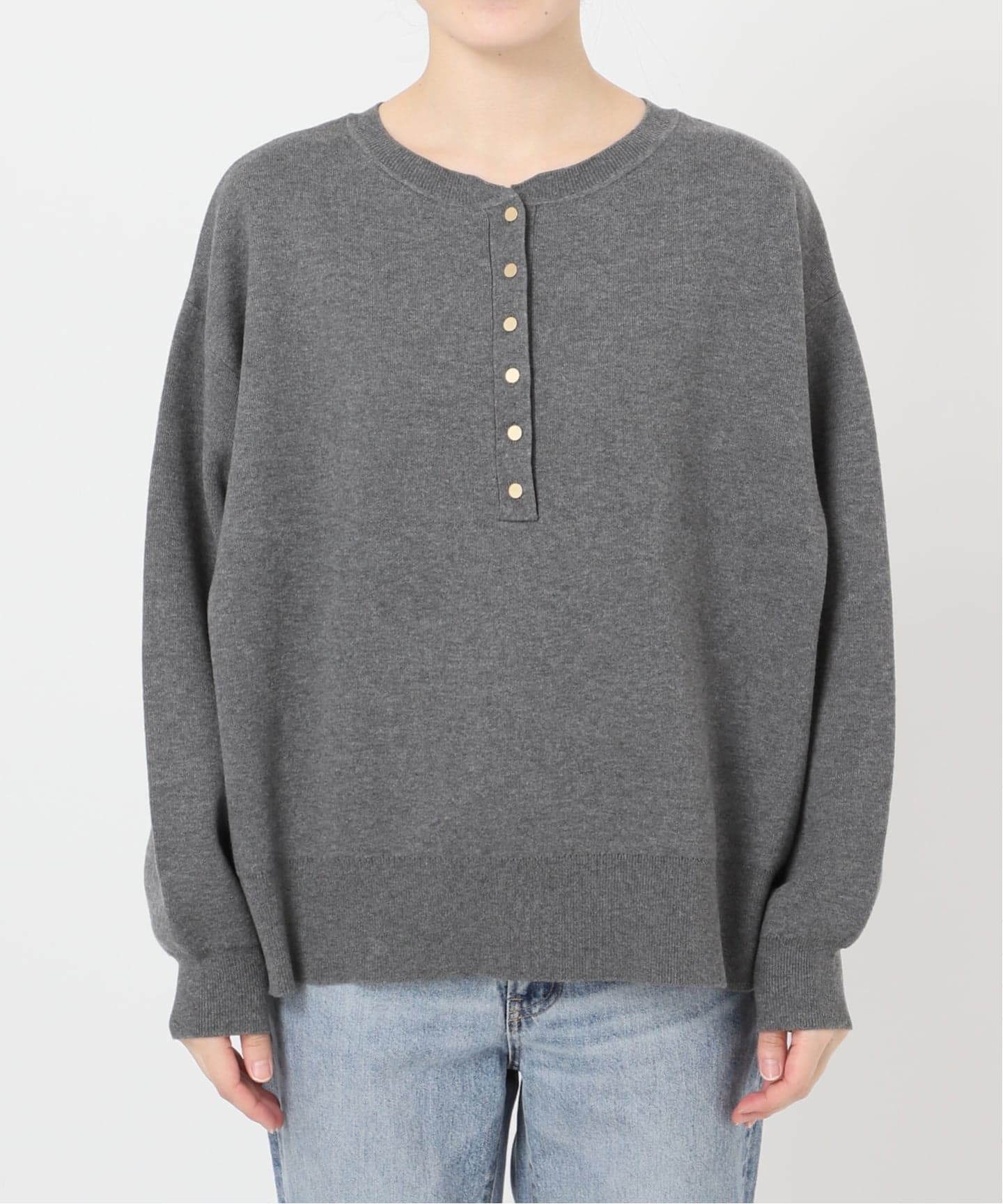 WEB限定カラー有り / 追加3》メタルボタンヘンリーネックニット