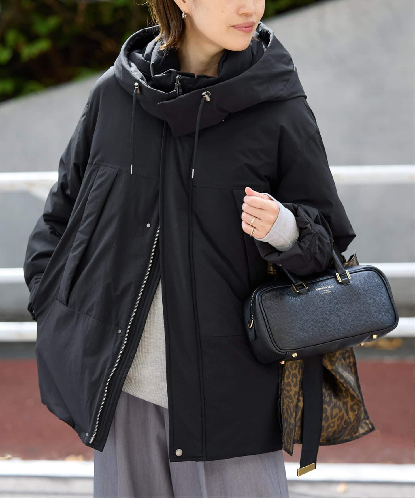 フェザーライト撥水モンスターダウン（ダウンジャケット）｜SLOBE IENA