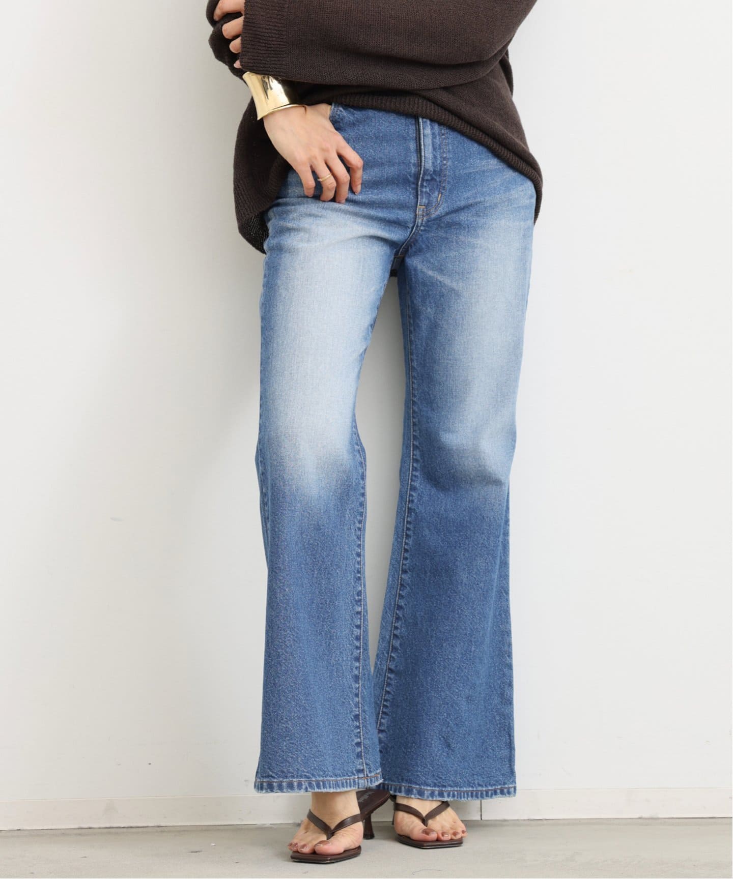 ATTICK BY JOHNBULL/アティック バイ ジョンブル】 FLARE DENIM