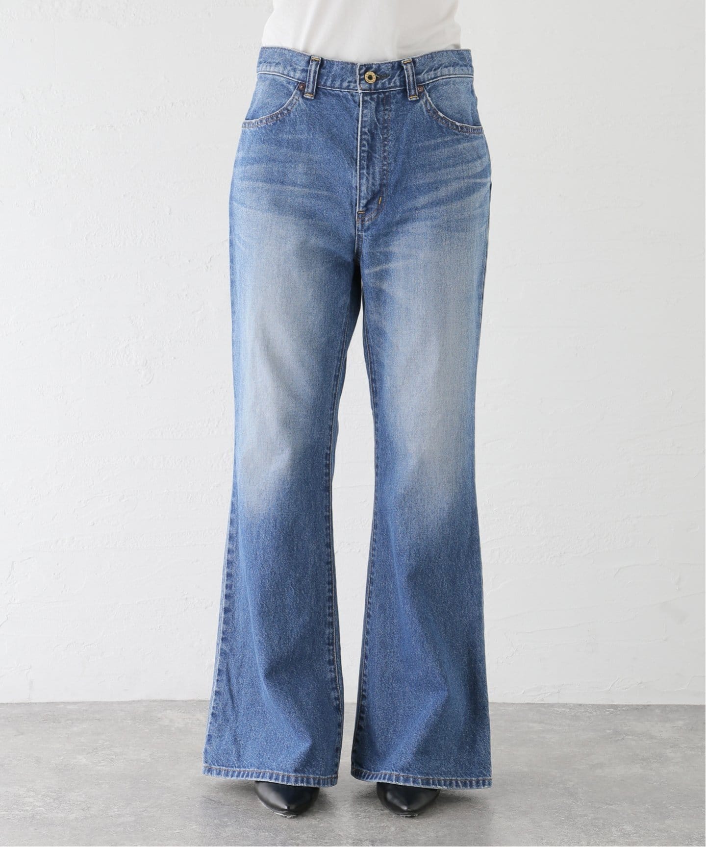 ATTICK BY JOHNBULL/アティック バイ ジョンブル】 FLARE DENIM