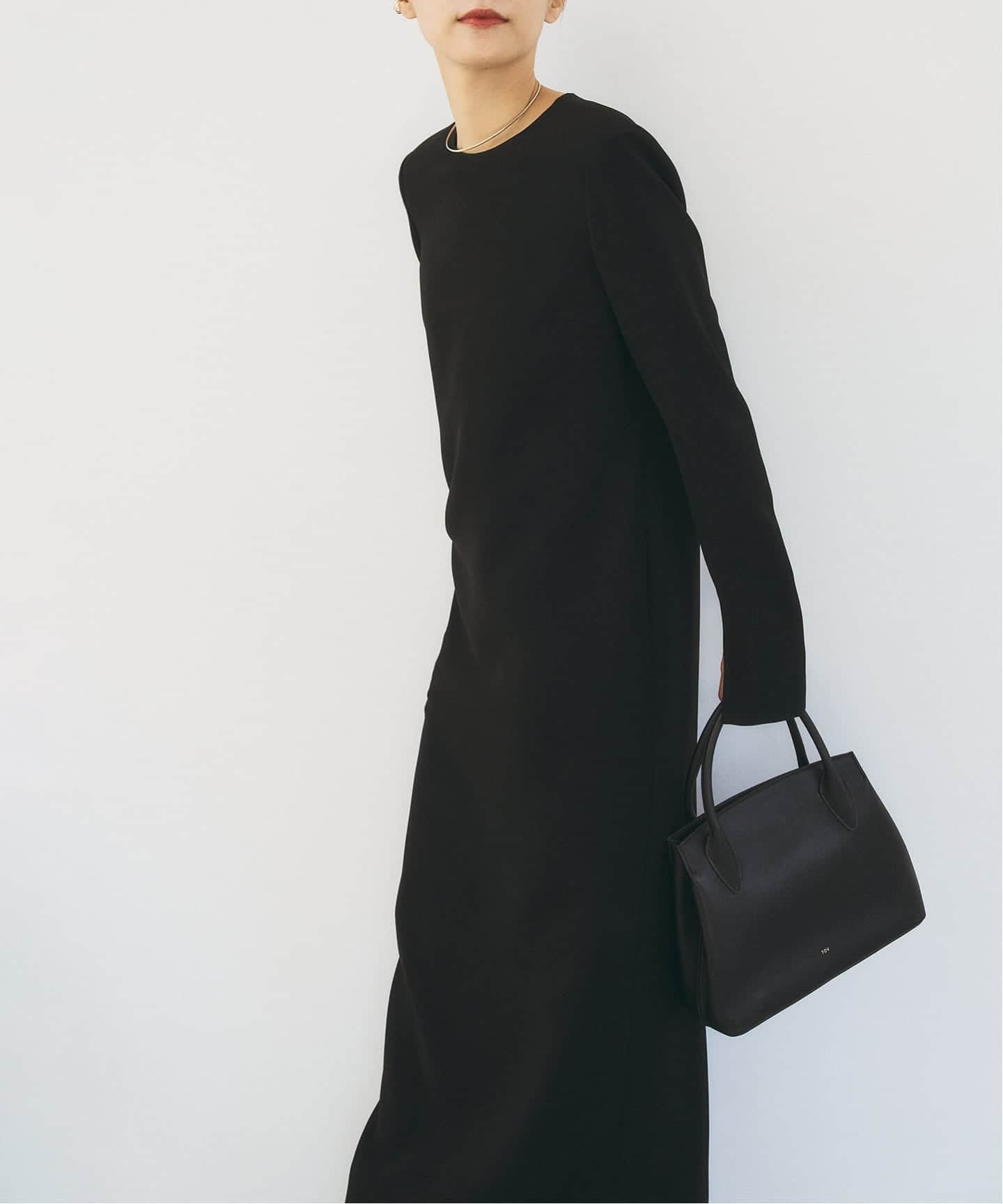 追加予約10》ダブルクロスミニマルロングドレス（ワンピース）｜HARDY