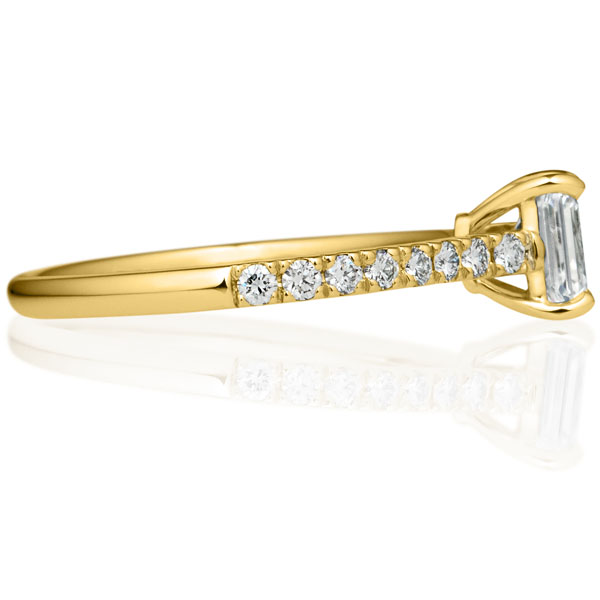 K18YG プレイズ エメラルドカット ダイヤモンド エタニティタイプ