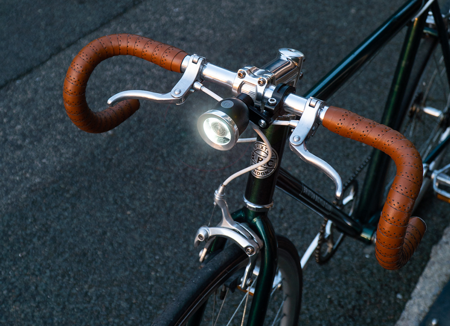 UK発】色褪せない一生モノの自転車用ライト Town Mouse Bikes 「Center