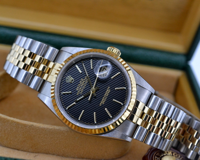 18399) Rolex Datejust 18K / SS Black Tapestry Dial | European