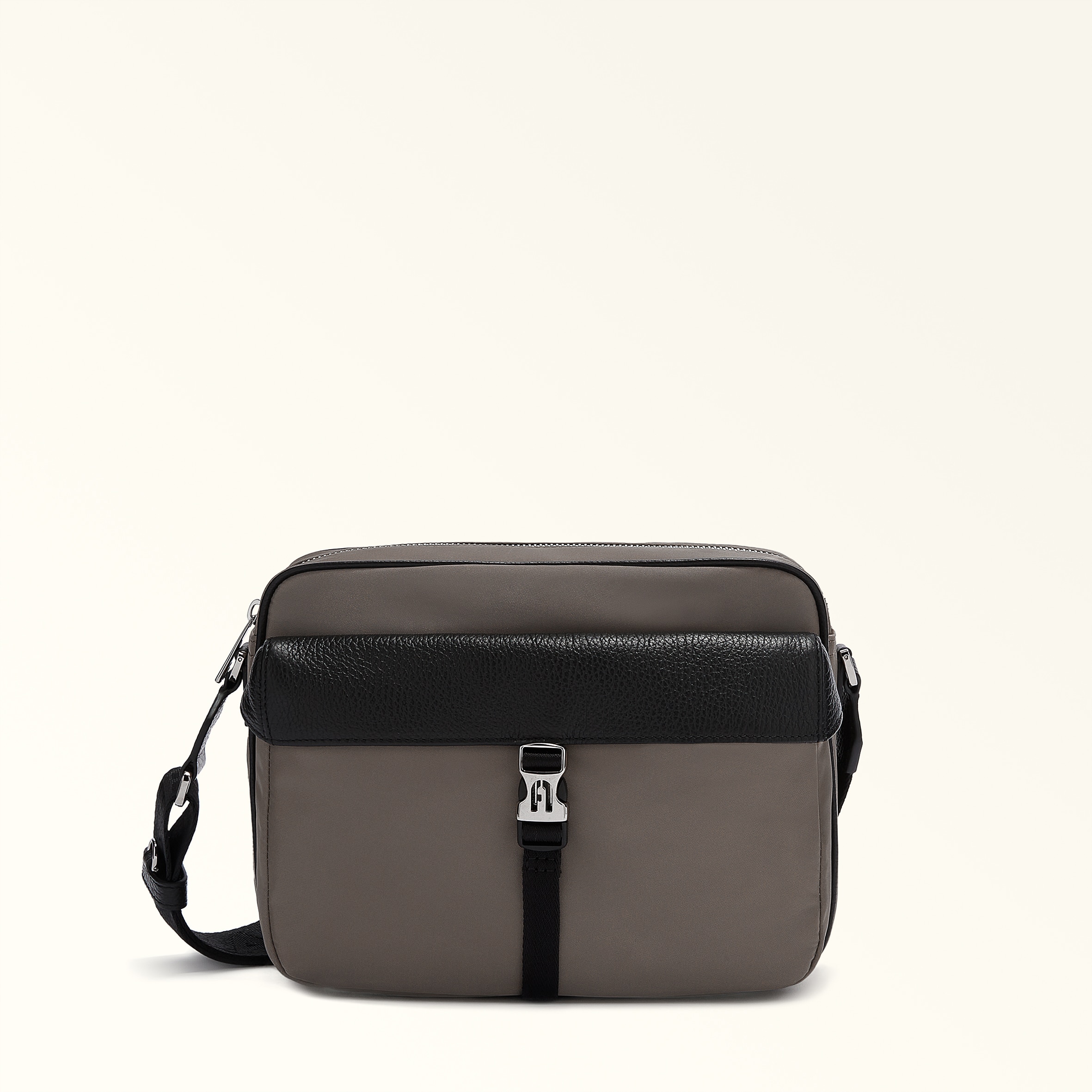 メンズ メッセンジャーバッグ・レザー鞄 | フルラ公式