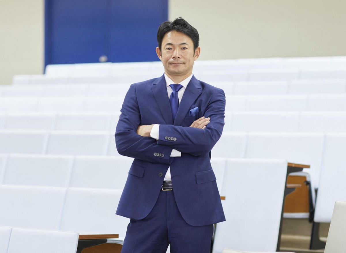 横浜DeNAベイスターズの2軍監督に仁志敏久さんが就任 江戸川大学客員