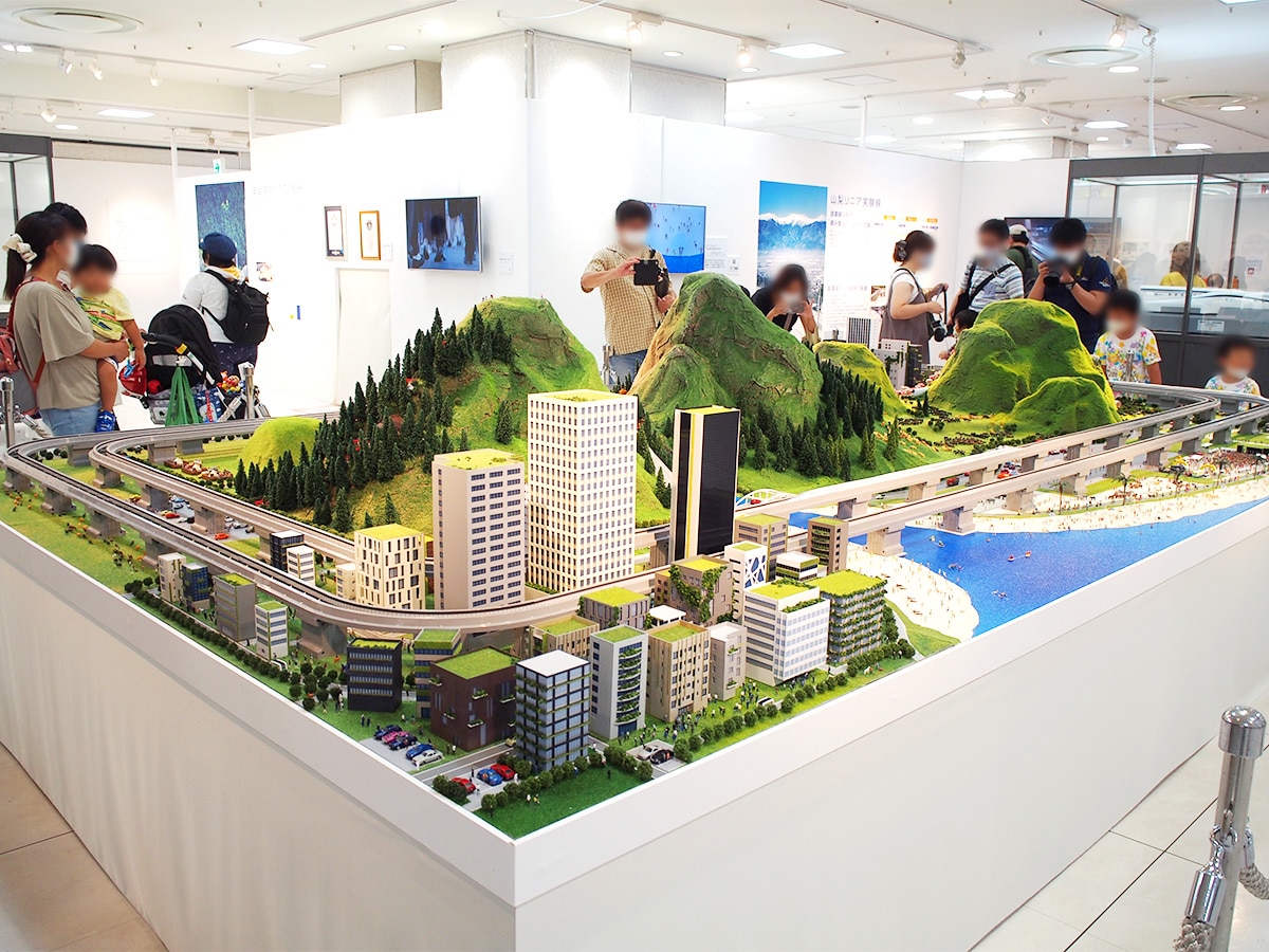 Nゲージ」のリニア2本が浮上走行する巨大ジオラマ - 名駅経済新聞