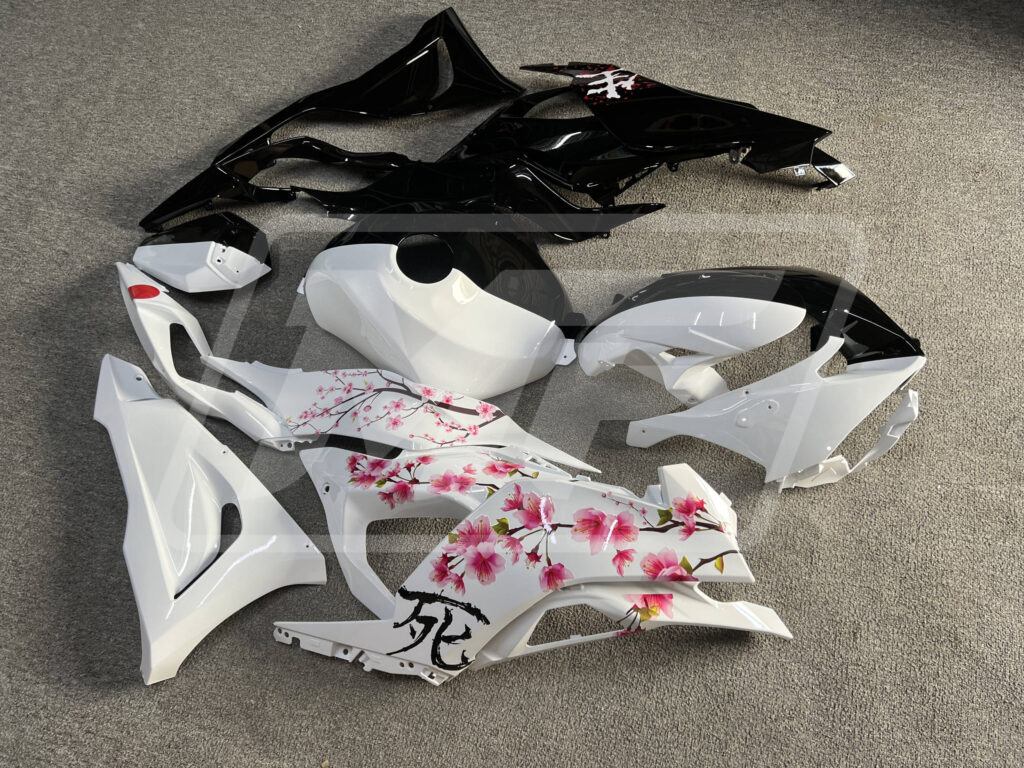 Kawasaki ZX6R 2024-2026 Gloss Black & White Cherry Blossom Split