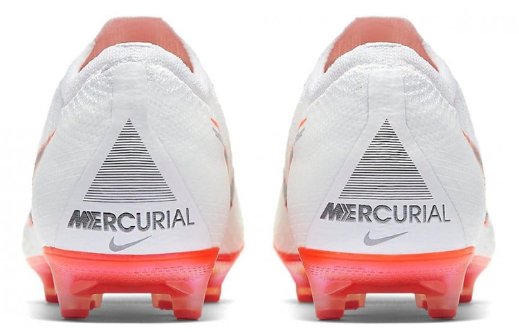 ナイキ マーキュリアル ヴェイパー 12 エリート AG プロ 白/トータル